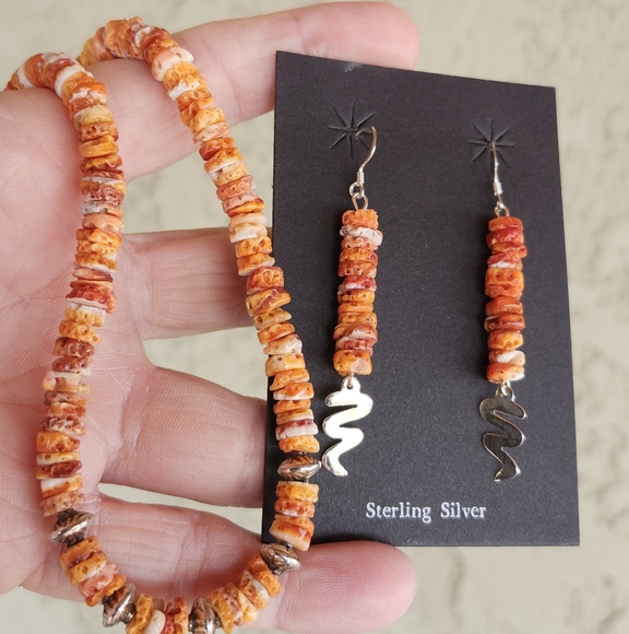 Sterling Silver Spiny Oyster Beaded Necklace SET - Picture 9 of 14